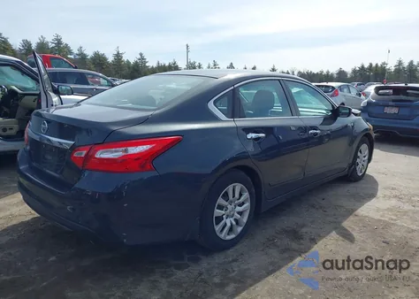 2016 Nissan Altima 2.5 S z USA, uszkodzony, nr VIN 1N4AL3AP5GC275015